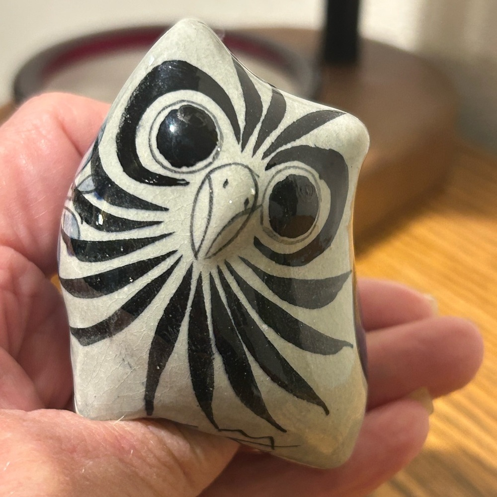 Tonala Owl Folk Art Pottery - Picture 3 of 8